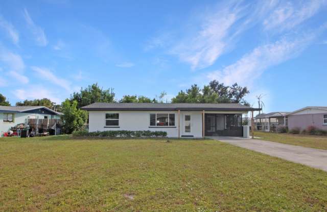 Overbrook Gardens Annual Home for Rent - 1445 Saint Clair Road, Englewood, FL 34223