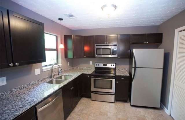 2370 Newport Landing Gallery 2