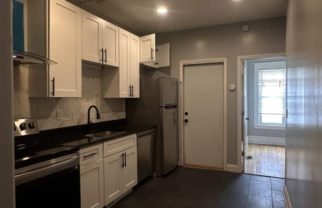 1143 15th Avenue Southeast - 2 Gallery 4