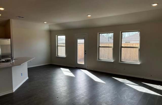 2304 Alamo Drive Gallery 3