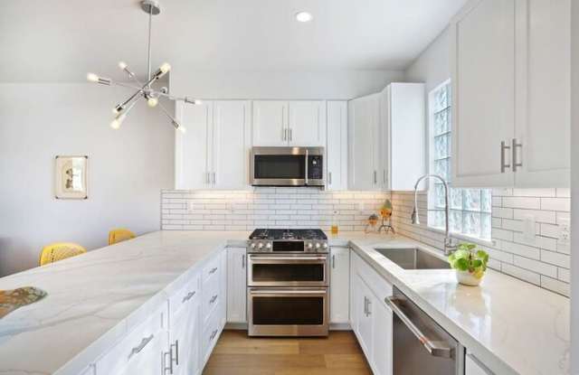 5425 Lauretta Street photos photos