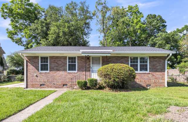 2 Bedroom, 1 Bath Home in Air Habor of West Ashley! photos photos