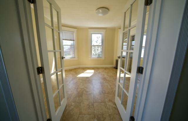 12 John Ryle Ave photos photos