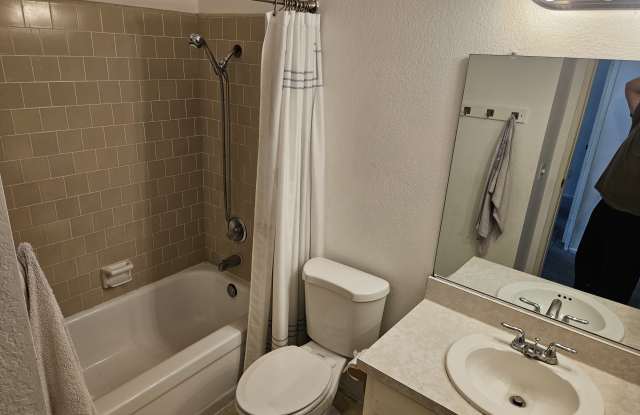 44588 La Paz Rd photos photos