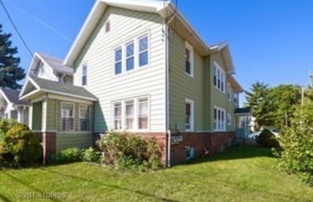 220 North Butrick Street - 220 North Butrick Street, Waukegan, IL 60085