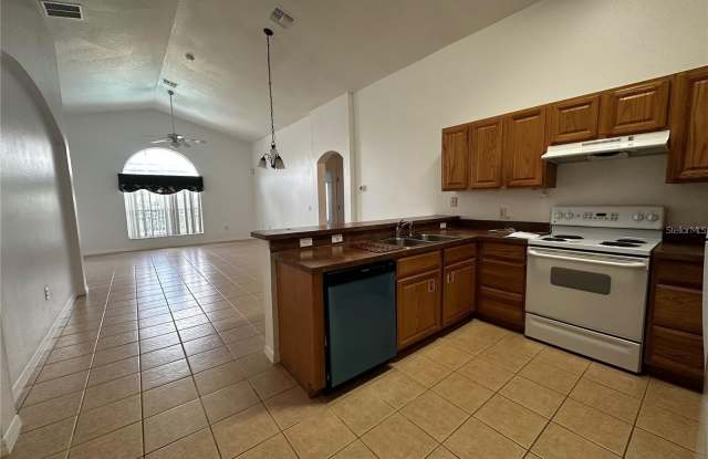 4795 CUMBRIAN LAKES Drive Gallery 2