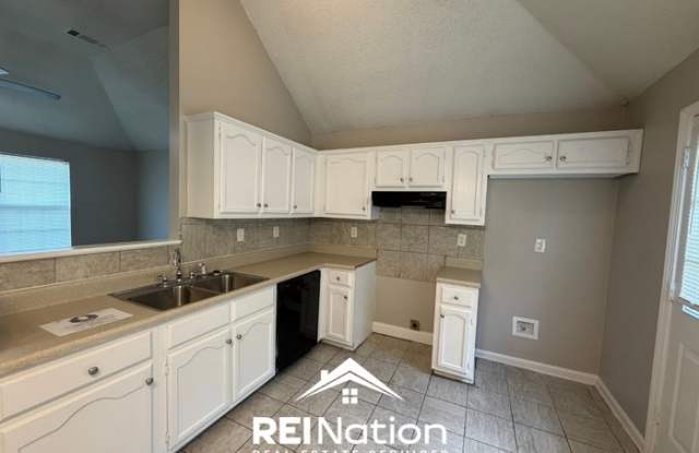 5858 Chadwell Road Gallery 4
