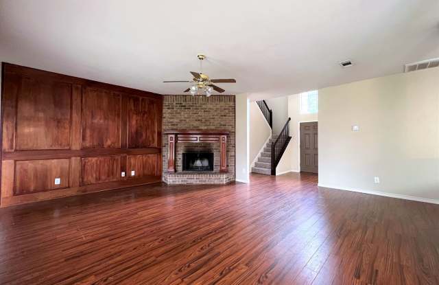 1415 LANDSFORD Gallery 2