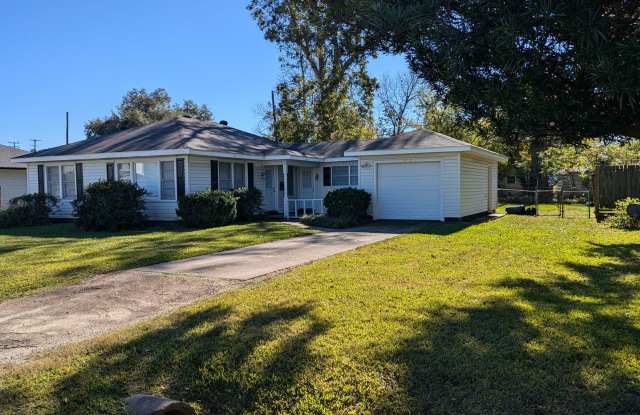 717 Riffle St., Port Neches, TX 77651 photos photos