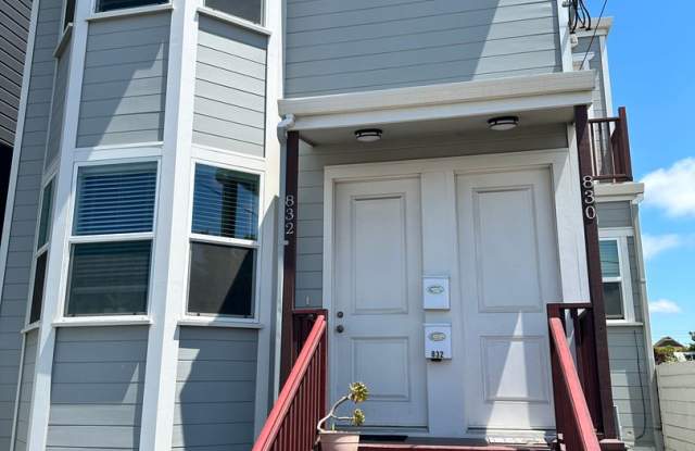 Remodeled 2bed/1 bath! Pets Ok! In-unit laundry! - 830 Pine Street, Oakland, CA 94607
