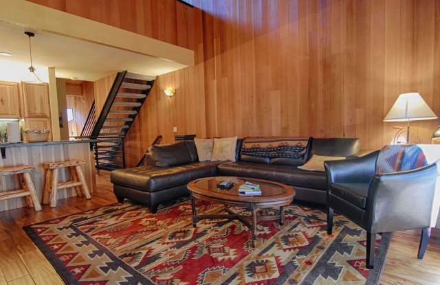 SKI LEASE: Kings Beach; Updated  Well Appointed Townhome photos photos