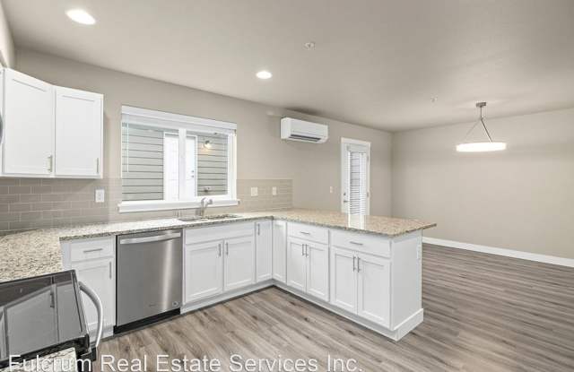 213 Norpoint Way NE Gallery 2