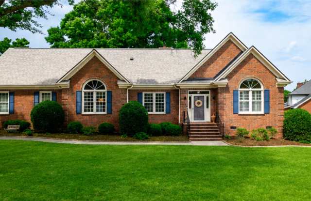 Beautiful Home in the Heart of Greenville photos photos