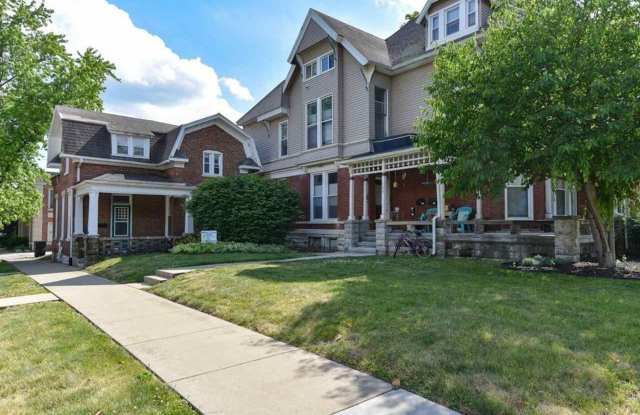 2 bedroom 1 Bath Gallery 2