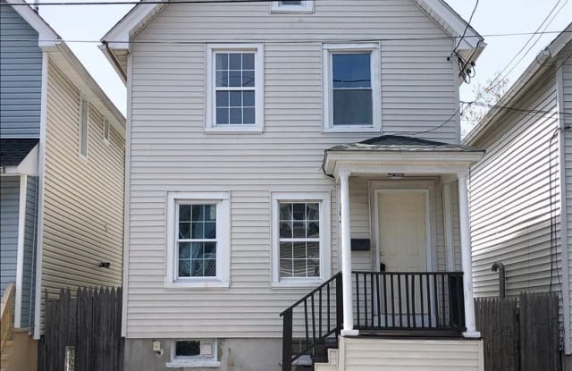 102 Haven Street - 102 Haven Street, New Haven, CT 06513