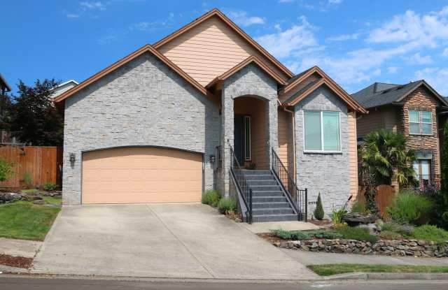 Stunning 3BD Washougal Home with Mt Hood View!  High End Finishes & Minutes from Downtown Camas! photos photos