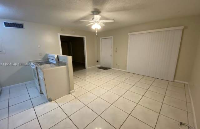 629 Executive Center Drive photos photos