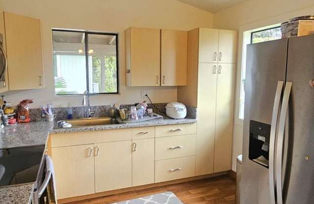 Kaneohe home at the end of a cul de sac. A/C! photos photos