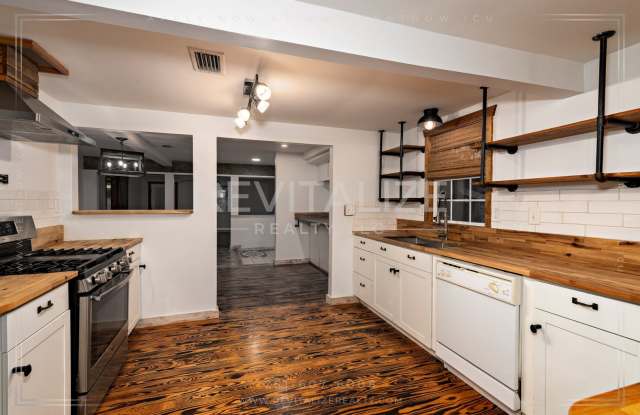 Charming Foley Bungalow with Timeless Character and Plenty of Storage! - 308 West Fig Avenue, Foley, AL 36535