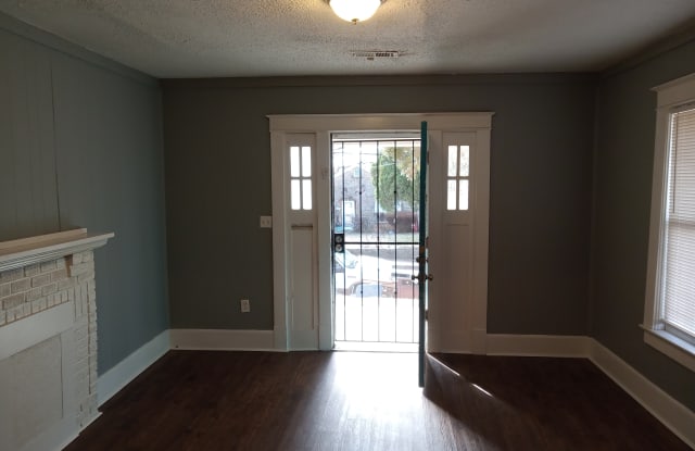 2332 Poe Ave - 2332 Poe Avenue, Memphis, TN 38114