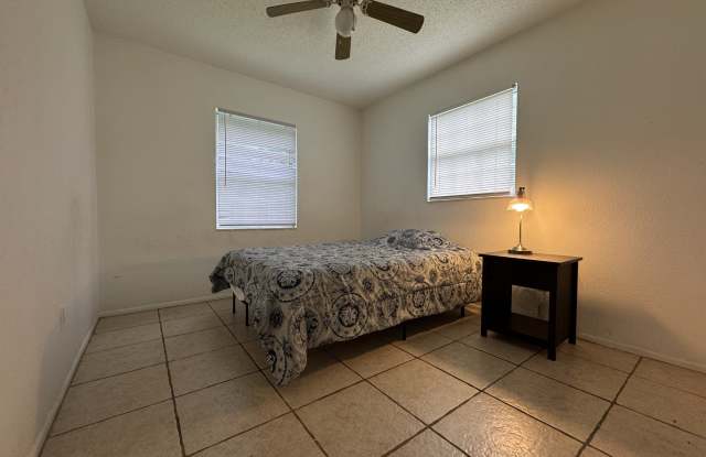 148 Deacon Jones Blvd - Rm 2 photos photos