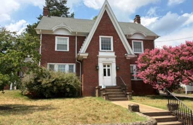 Beautiful North Downtown Residence with Modern Updates and Prime Location photos photos