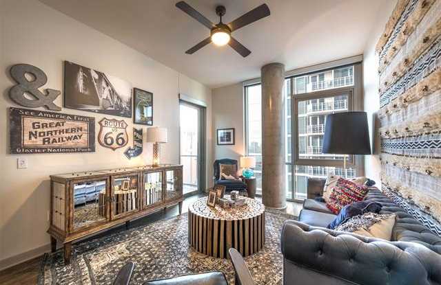 2589 N Houston Street - 2589 North Houston Street, Dallas, TX 75207