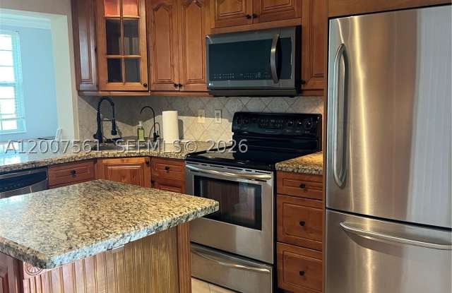 6805 NW 75th St photos photos 6805 NW 75th St photos photos
