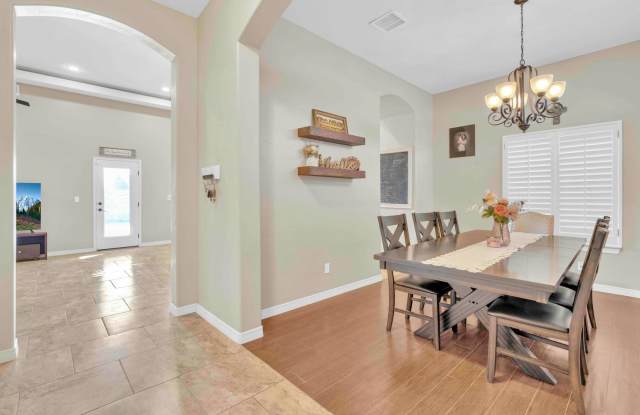 East El Paso 3bed/2bath Refrig A/C Gallery 4