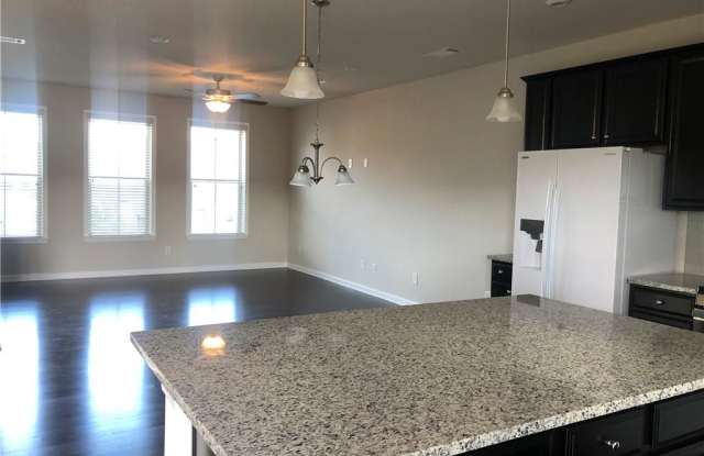 2858 Village Park Bend Gallery 3
