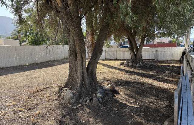 17843 Grand Ave - A Gallery 3