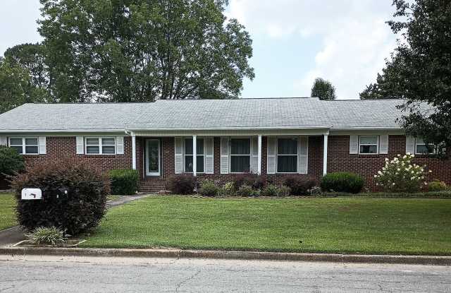 ~Beautiful, Well-Manicured Neighborhood~ ***Gorgeous 4/2 Home on a Corner Lot*** photos photos