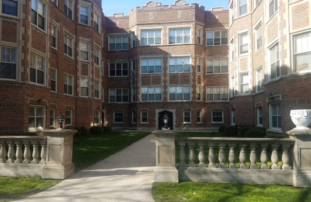 1732 E 70th St Apt 3 - 1732 East 70th Street, Chicago, IL 60649