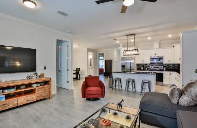 209 W Amelia Ave photos photos