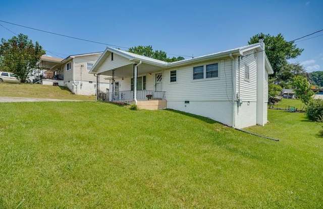 One-Level Living in Kingsport with Screened Porch  Large Yard photos photos