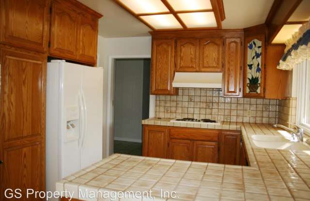 20758 Lowena Court Gallery 4