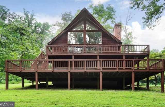 60 SUNRISE PLACE - 60 Sunrise Pl, Jefferson County, WV 25443