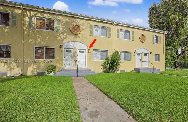 8466 NW 4th Ct photos photos