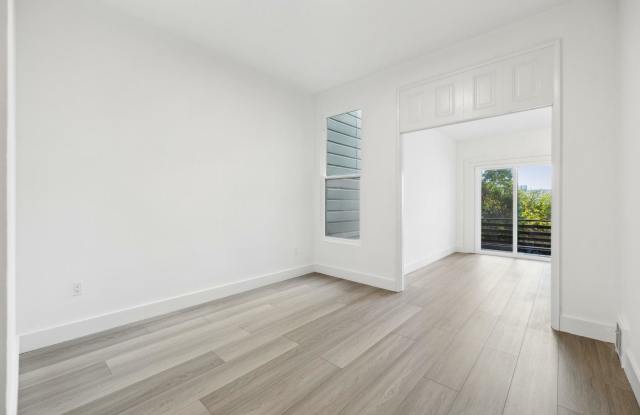 1816 Union Street Gallery 2