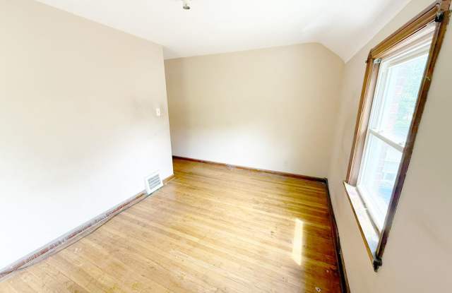 3 BED 2 BATH BEAUTIFUL SINGLE FAMILY HOME photos photos