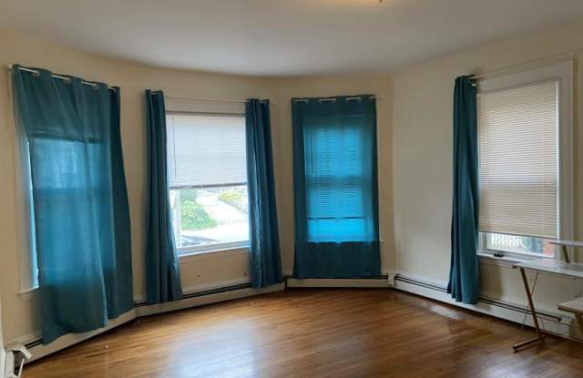 96 Winthrop St. photos photos