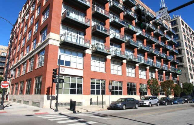 333 S. Desplaines St. Unit 508 - 333 South Desplaines Street, Chicago, IL 60661