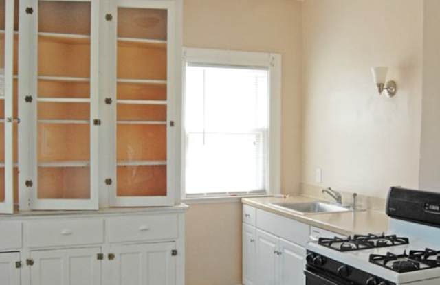 132 Blaine Gallery 2