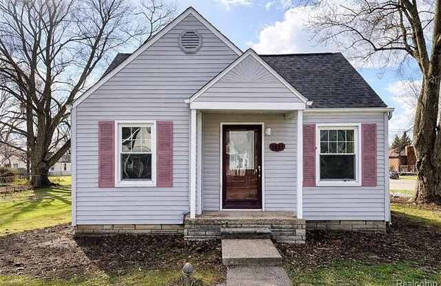 7451 Cavell Street photos photos