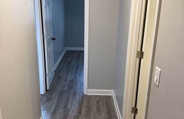 625 N Elmwood Drive photos photos