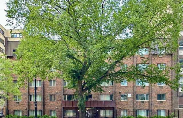 5818 Sheridan - 5818 North Sheridan Road, Chicago, IL 60660