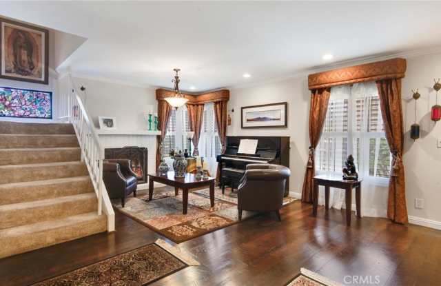 2261 Stonewood Court Gallery 3