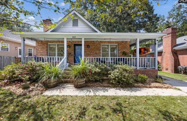 3 Bedroom 2 Bath in rosewood Gallery 1