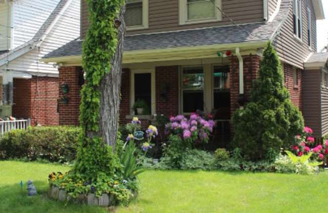 1004 Winterton Street photos photos