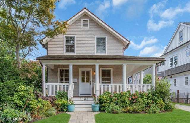 1204 5th Avenue photos photos